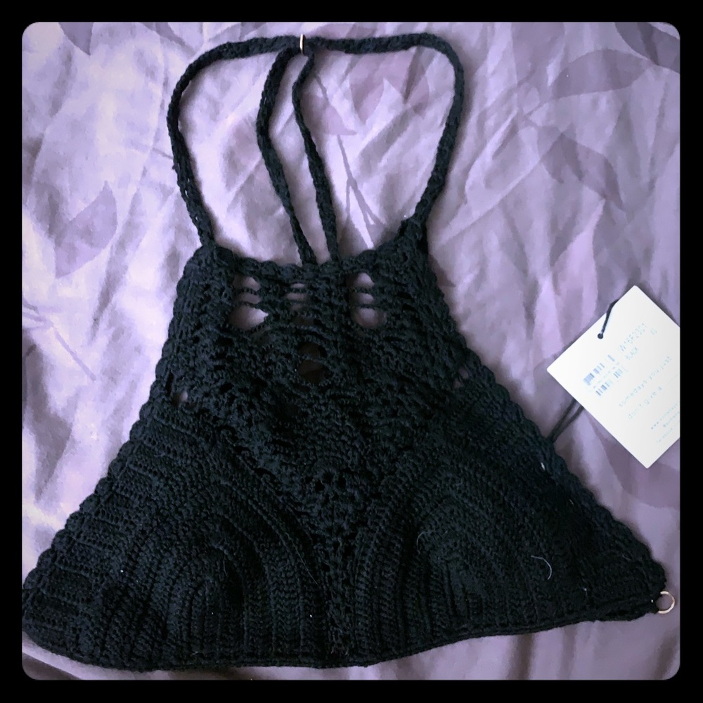 New Somedays lovin’ black crochet tie crop top xs